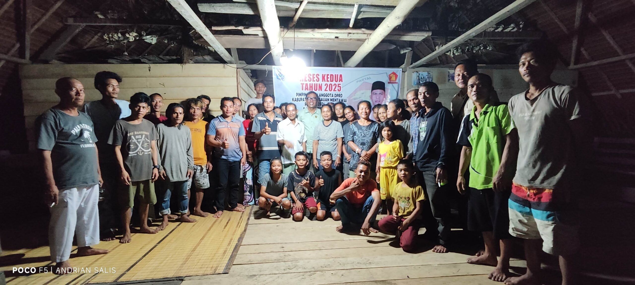 Adi Hamdani bersama masyarakat