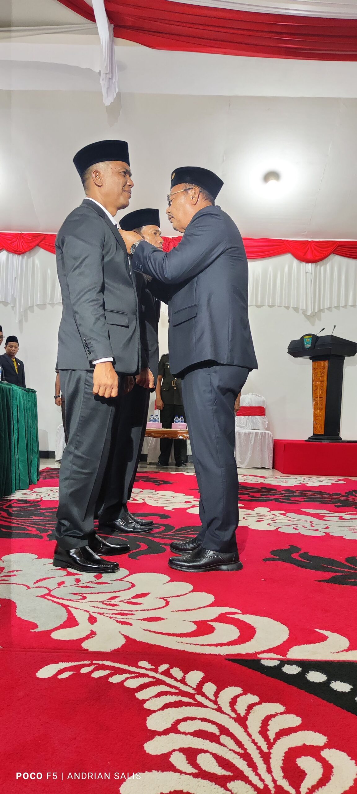 Momen pemasangan pin